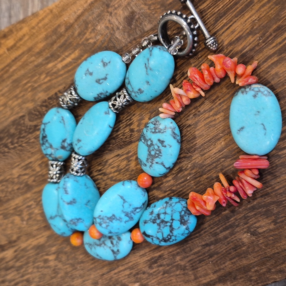 Vintage Turquoise Howlite & Orange Coral Beaded Silver Tone Statement Necklace - Picture 3 of 9